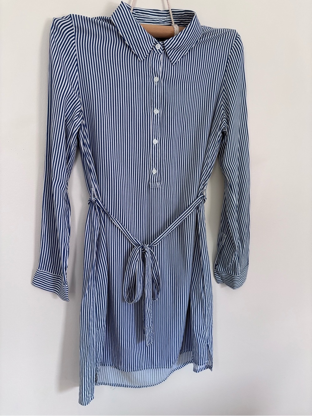 Blue and White Vertical Stripe Long‑Sleeve Shirt Dress | Medium | Coastal Preppy